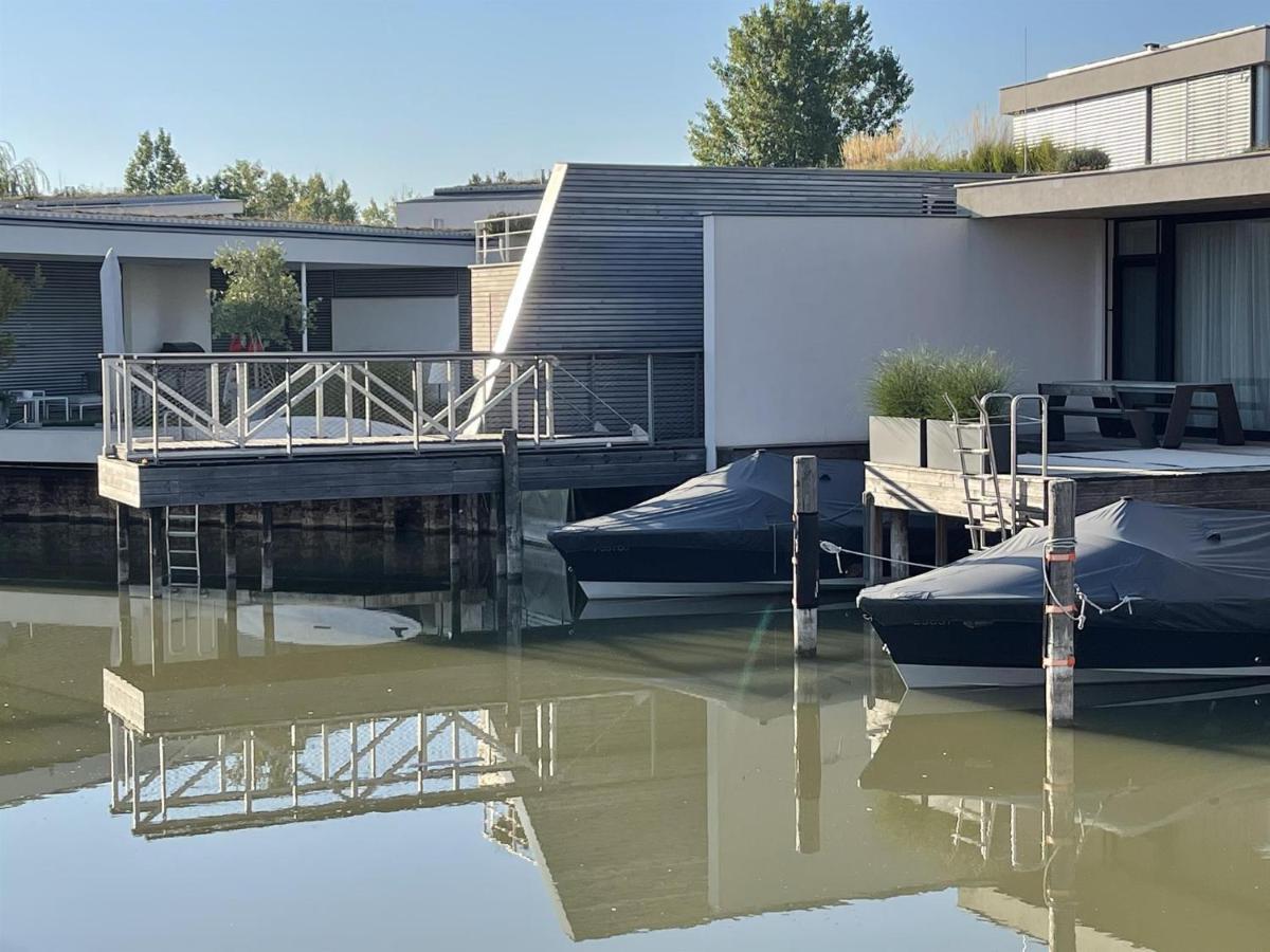 Ferienhaus Am See Neusiedl نيوسيدل آم سي المظهر الخارجي الصورة